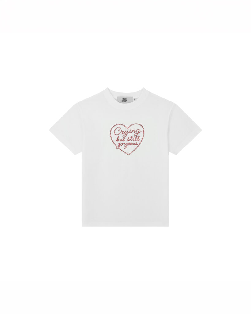 Crying But Still Gorgeous Typo Regular T-shirt